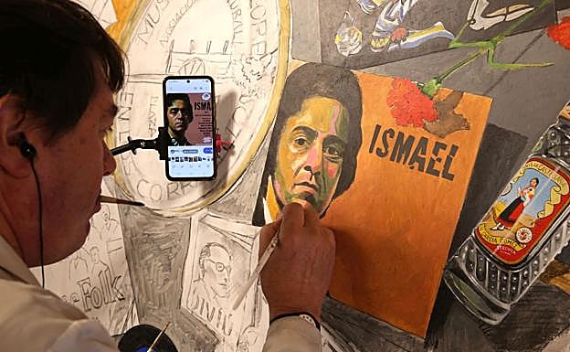 El pintor remata el retrato de Ismael.